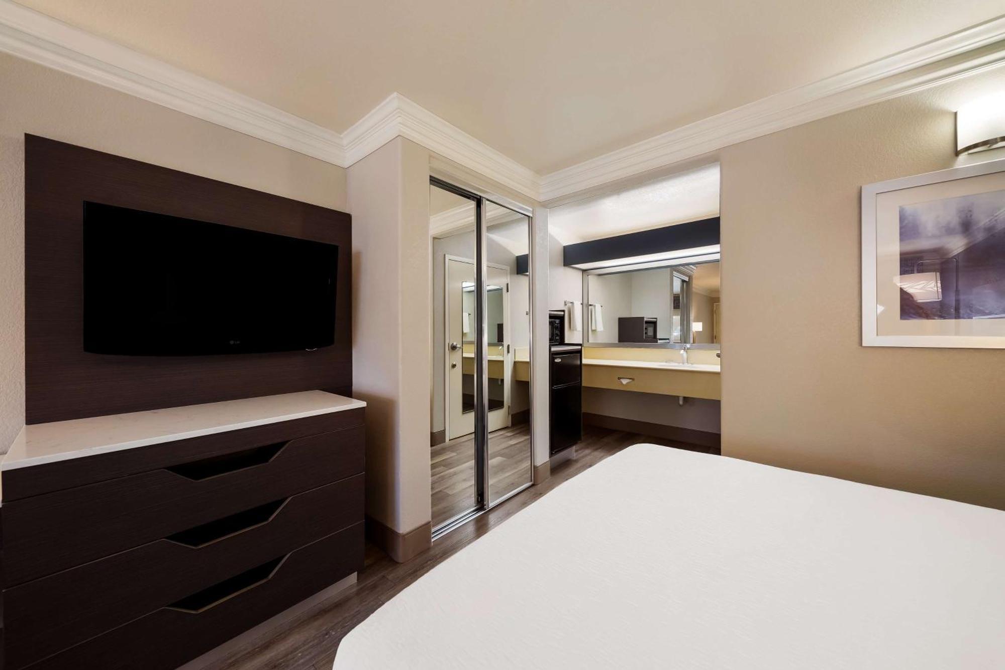 Best Western Inn & Suites Lemoore Exterior foto