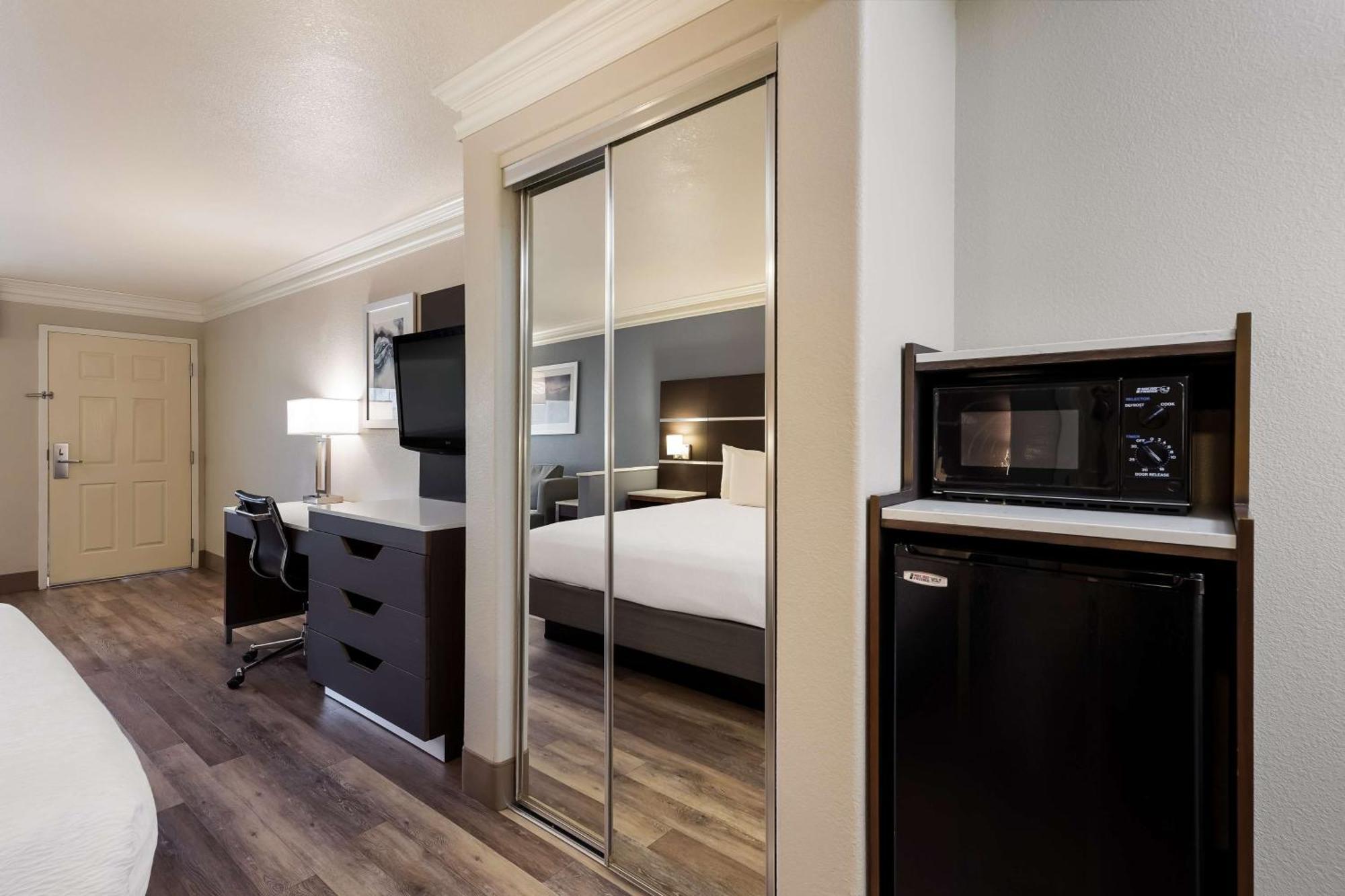 Best Western Inn & Suites Lemoore Exterior foto