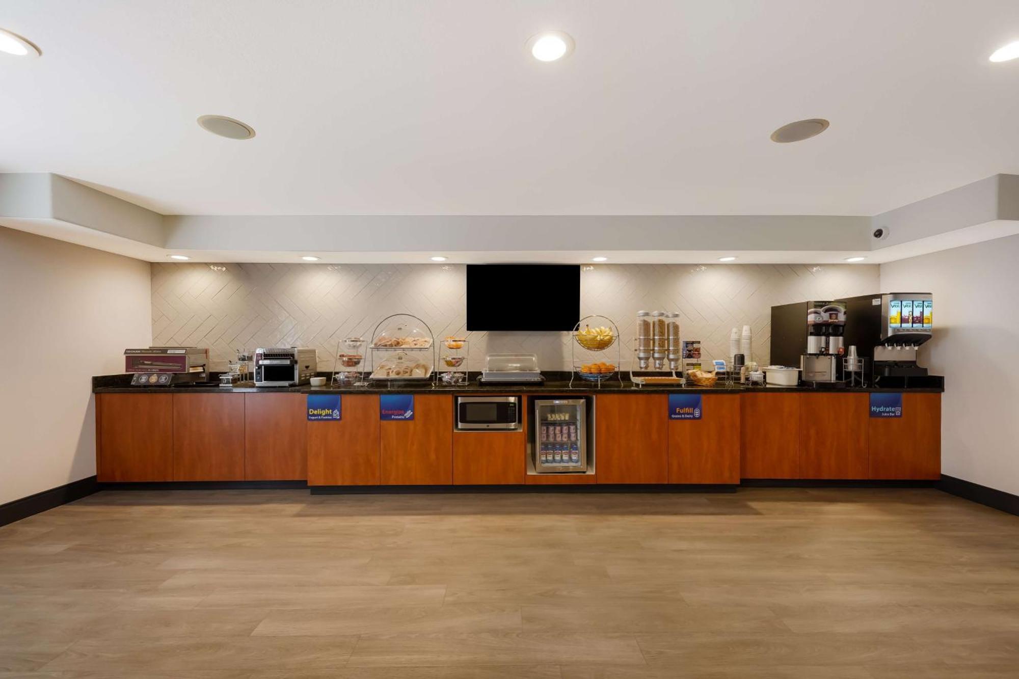 Best Western Inn & Suites Lemoore Exterior foto